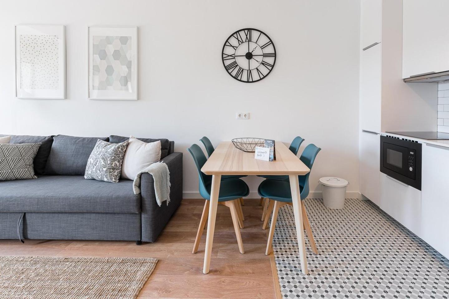 Guestready - City Retreat With A Balcony Porto Eksteriør billede