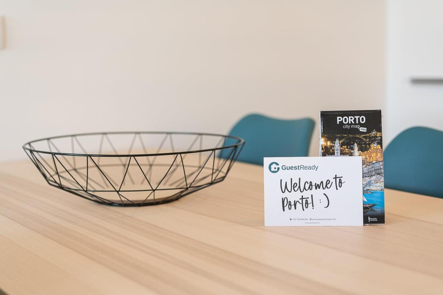 Guestready - City Retreat With A Balcony Porto Eksteriør billede